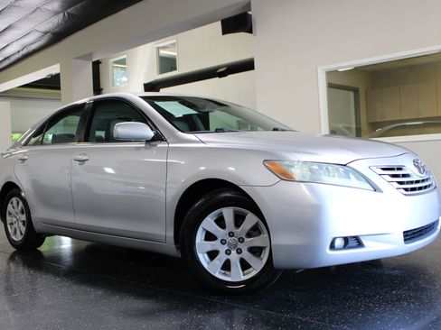 Used 2008 Toyota Camry XLE FWD image 35