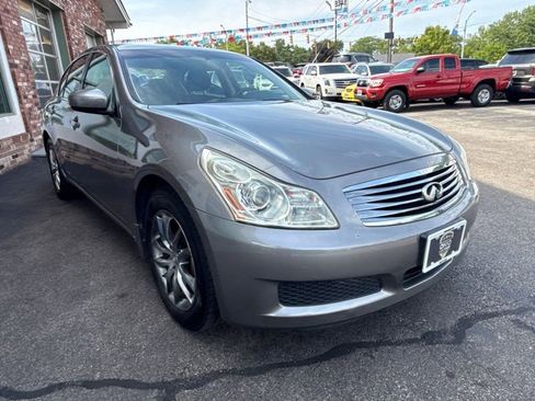 Used 2009 INFINITI G37 x Sedan w/ Premium Pkg AWD/4WD image 3