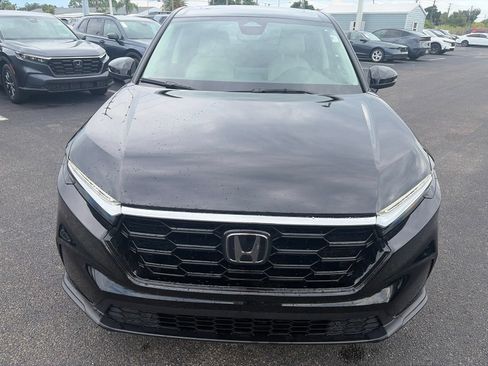 Used 2026 Honda CR-V EX-L image 2