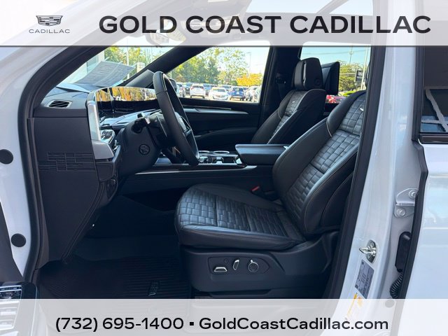 Certified 2026 Cadillac Escalade Platinum Sport w/ LPO, ONYX Package AWD/4WD image 20