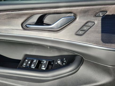 Used 2023 Jeep Grand Cherokee Overland w/ Luxury Tech Group IV image 27