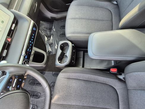 Certified 2024 Hyundai Ioniq 5 SEL RWD image 21