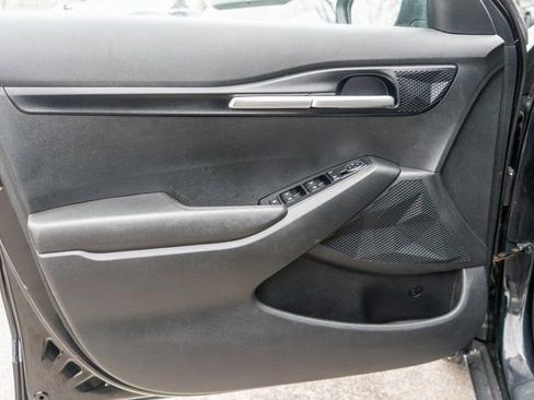 Used 2021 Kia Seltos LX image 16