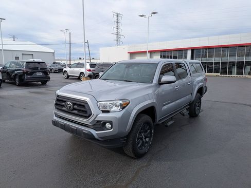 Used 2020 Toyota Tacoma SR5 image 5