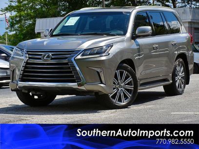 Used 2016 Lexus LX 570 4WD w/ Luxury Package