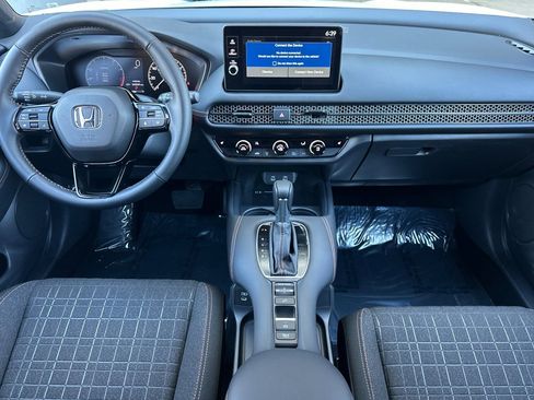 New 2026 Honda HR-V Sport image 9