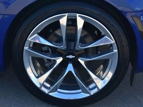 Used 2023 Chevrolet Camaro LT w/ RS Package image 10