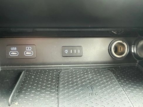Certified 2026 Genesis GV80 3.5T Prestige AWD/4WD image 24