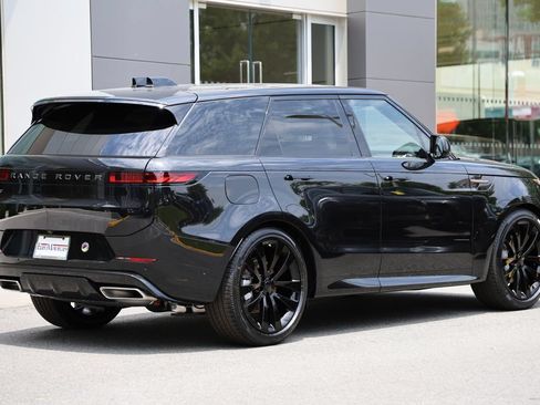 New 2026 Land Rover Range Rover Sport Dynamic SE AWD/4WD image 1