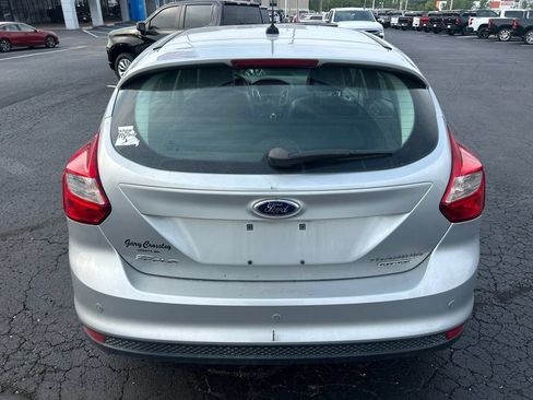 Used 2012 Ford Focus Titanium FWD image 6