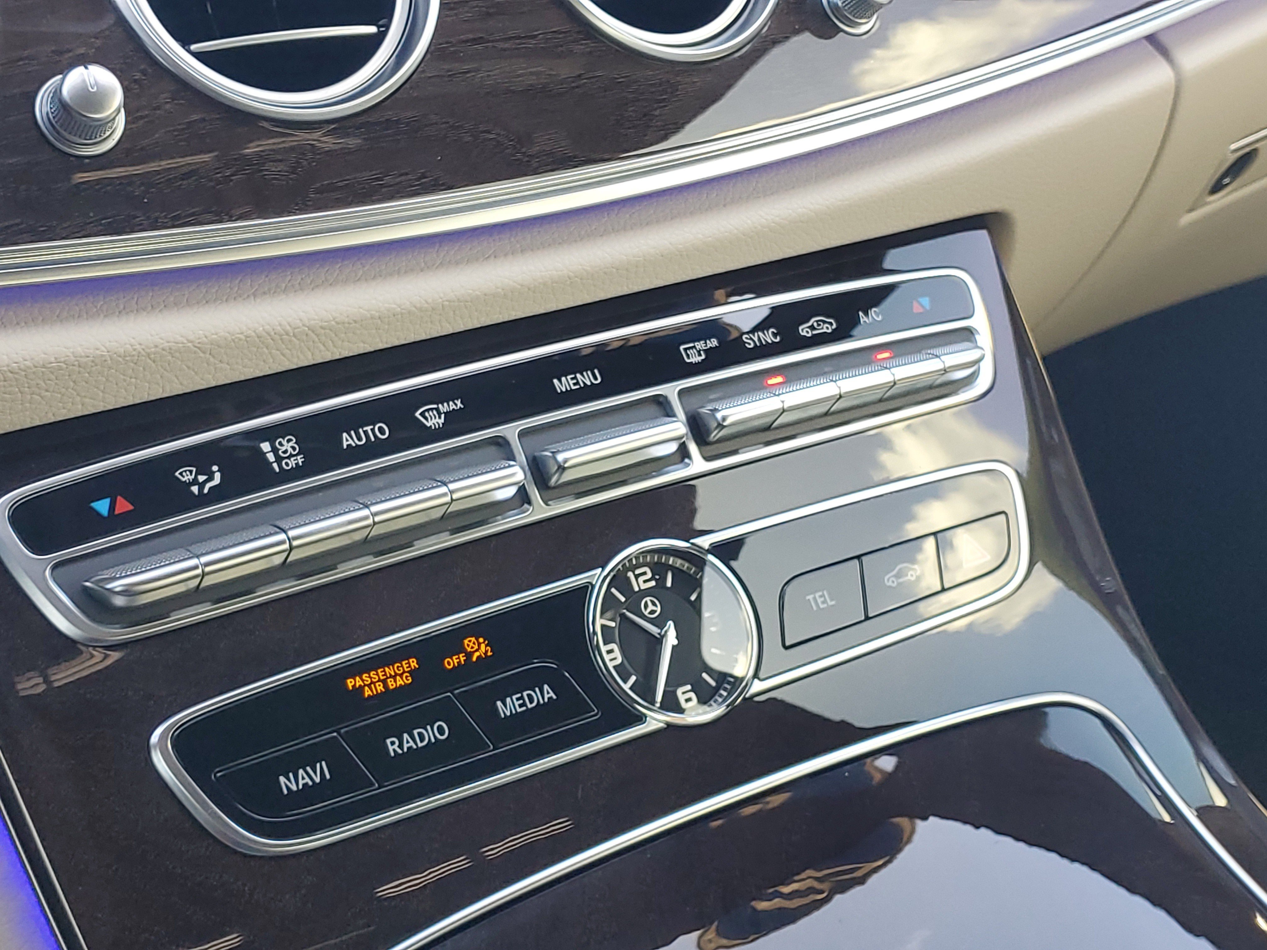 Used 2020 Mercedes-Benz E 350 Sedan image 26