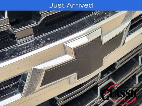 Used 2023 Chevrolet Tahoe LS RWD image 12