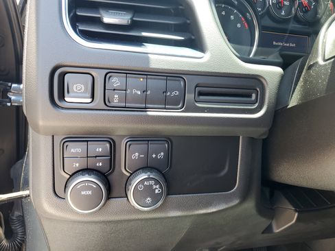 Used 2021 Chevrolet Tahoe Z71 AWD/4WD image 22