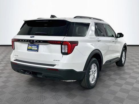 New 2026 Ford Explorer Active AWD/4WD image 6