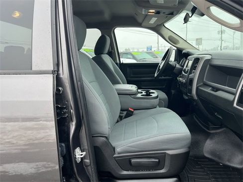 Used 2018 RAM 1500 Express w/ Express Value Package image 19