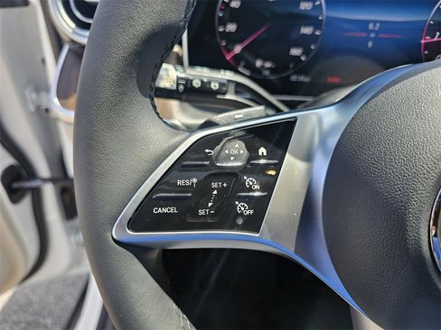 Used 2025 Mercedes-Benz GLC 300 GLC  300 image 17