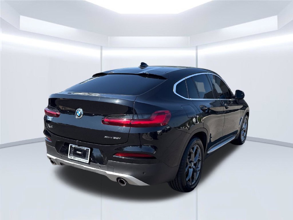 Used 2021 BMW X4 xDrive30i AWD/4WD image 4