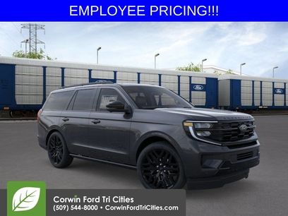 New 2026 Ford Expedition Platinum
