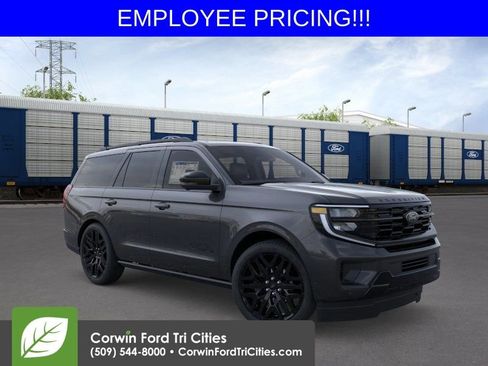 New 2026 Ford Expedition Platinum AWD/4WD image 1