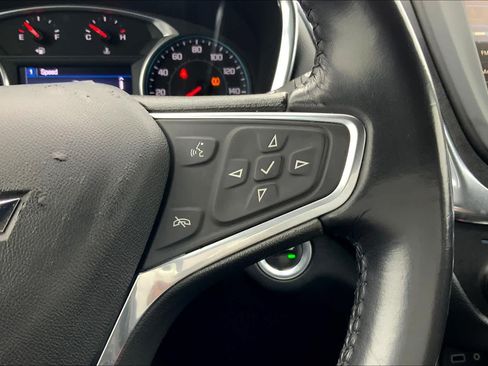 Certified 2019 Chevrolet Equinox LT w/ Driver Convenience Package FWD image 22