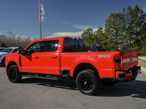 New 2026 Ford F250 Lariat w/ Black Appearance Package image 15