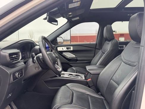 Used 2023 Ford Explorer ST w/ Technology Package AWD/4WD image 8