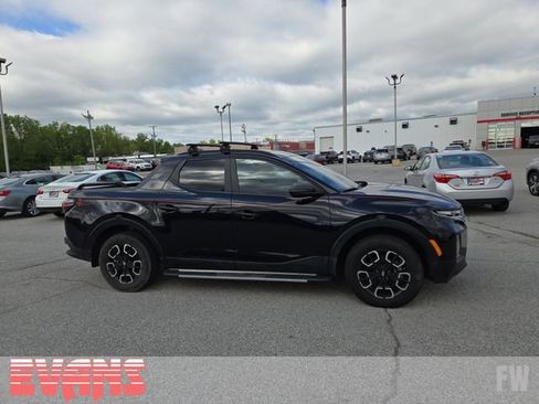 Used 2023 Hyundai Santa Cruz SEL w/ Activity Package FWD image 2