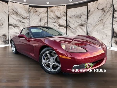 Used 2006 Chevrolet Corvette Coupe w/ Preferred Equipment Group RWD image 21