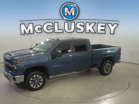 Certified 2025 Chevrolet Silverado 2500 LT AWD/4WD image 1
