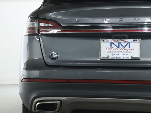 Certified 2023 Lincoln Nautilus AWD w/ Premium Package image 43