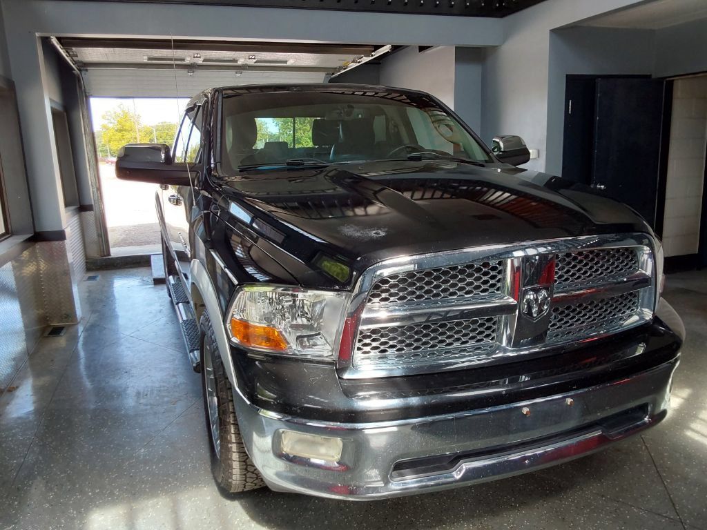 Used 2012 RAM 1500 Laramie AWD/4WD image 8