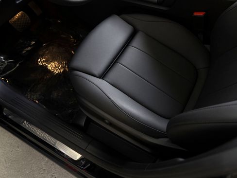 Certified 2026 Mercedes-Benz GLA 250 4MATIC image 13
