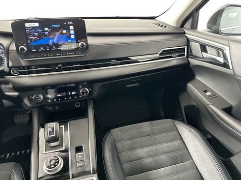 Used 2023 Mitsubishi Outlander SE image 26