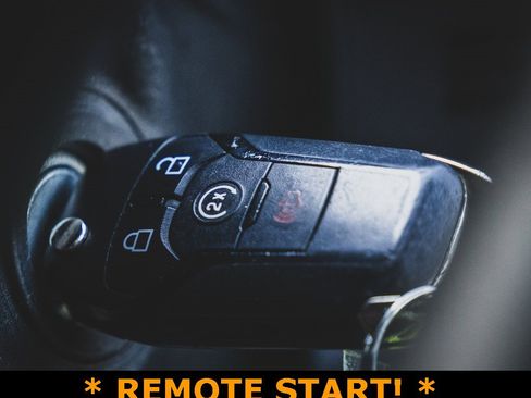 Used 2017 Ford F150 XLT w/ Equipment Group 302A Luxury image 9