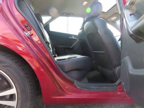 Used 2012 Kia Forte SX w/ Tech Pkg FWD image 16