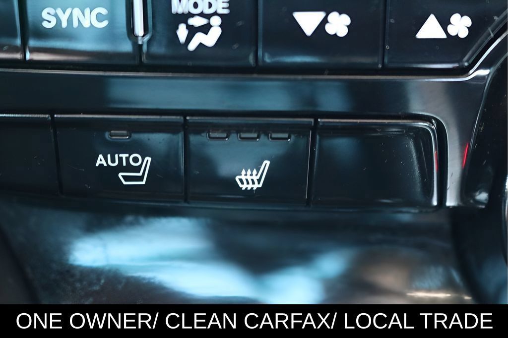 Used 2025 Acura MDX w/ Technology Package FWD image 23