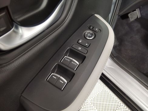 Certified 2026 Honda HR-V EX-L image 23