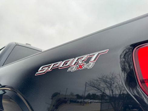 Certified 2022 Ford F150 XLT w/ Equipment Group 302A High image 32