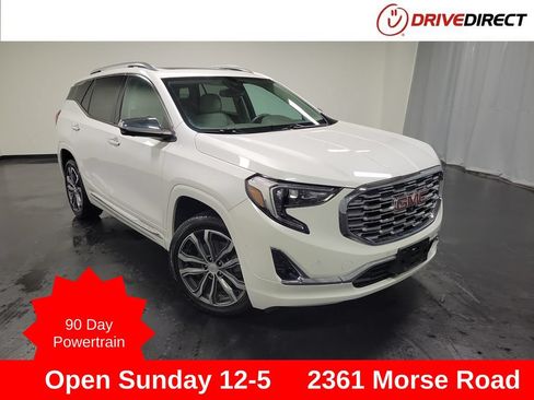 Used 2020 GMC Terrain Denali w/ Denali Premium Package AWD/4WD image 1