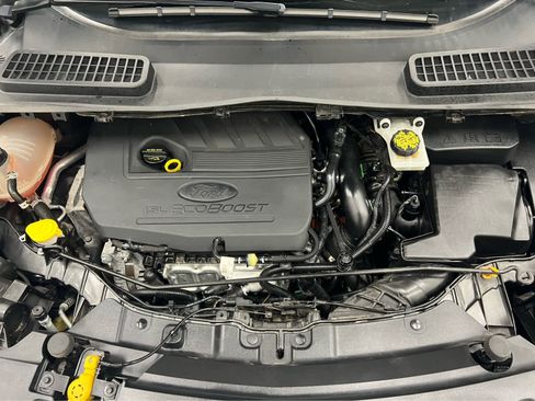 Used 2018 Ford Escape SE image 13