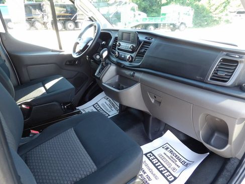 Used 2025 Ford Transit 250 Low Roof w/ Exterior Upgrade Package RWD image 31