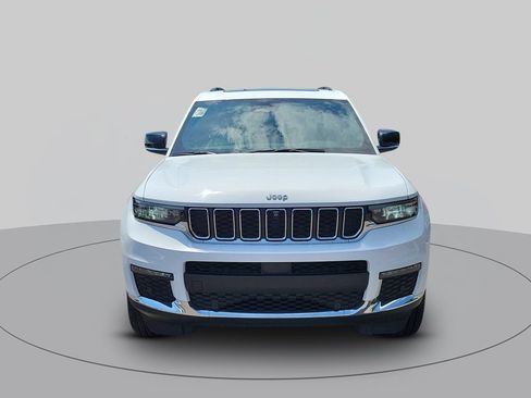 Used 2023 Jeep Grand Cherokee L Limited w/ Luxury Tech Group II RWD image 8