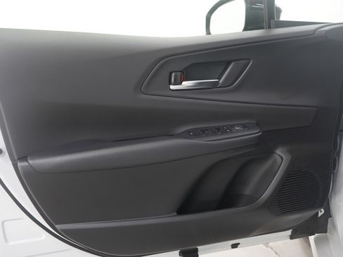 Used 2026 Toyota Prius AWD image 21