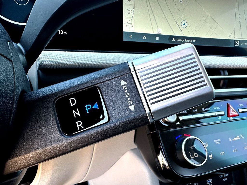 New 2026 Hyundai Tucson Limited AWD/4WD image 15