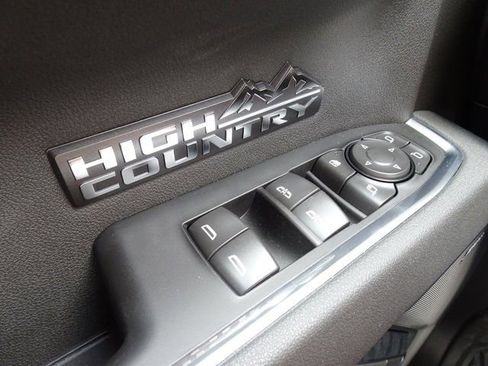 New 2026 Chevrolet Silverado 1500 High Country w/ Midnight Edition AWD/4WD image 14