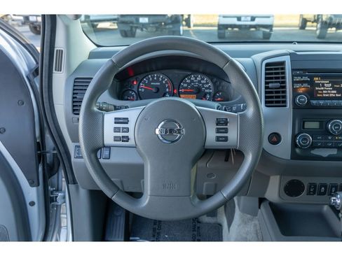 Used 2014 Nissan Frontier SV w/ SV Value Truck Package image 21