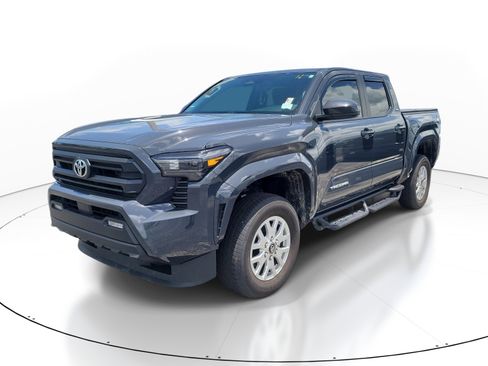 Used 2026 Toyota Tacoma SR5 RWD image 3