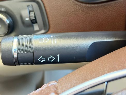 Used 2015 Cadillac SRX Performance w/ Driver Awareness Package image 11