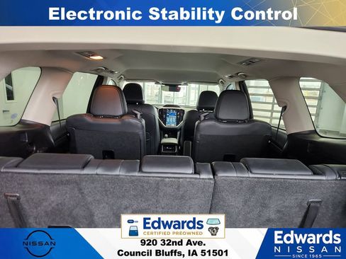 Used 2023 Subaru Ascent Limited AWD/4WD image 14