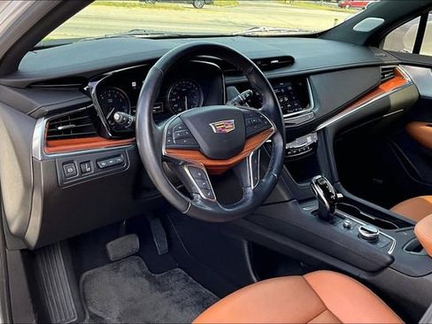 Used 2023 Cadillac XT5 Premium Luxury w/ Technology Package image 14